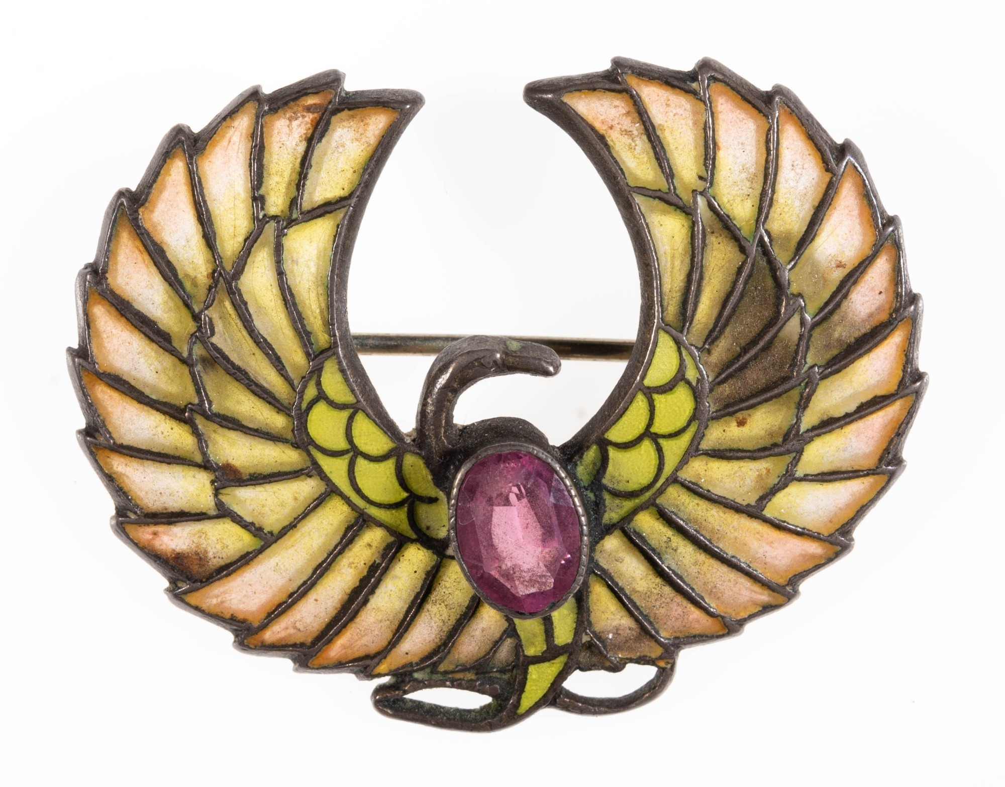 EGYPTIAN REVIVAL PLIQUE A'JOUR AND SPINEL GILT SILVER WINGED SERPENT BROOCH