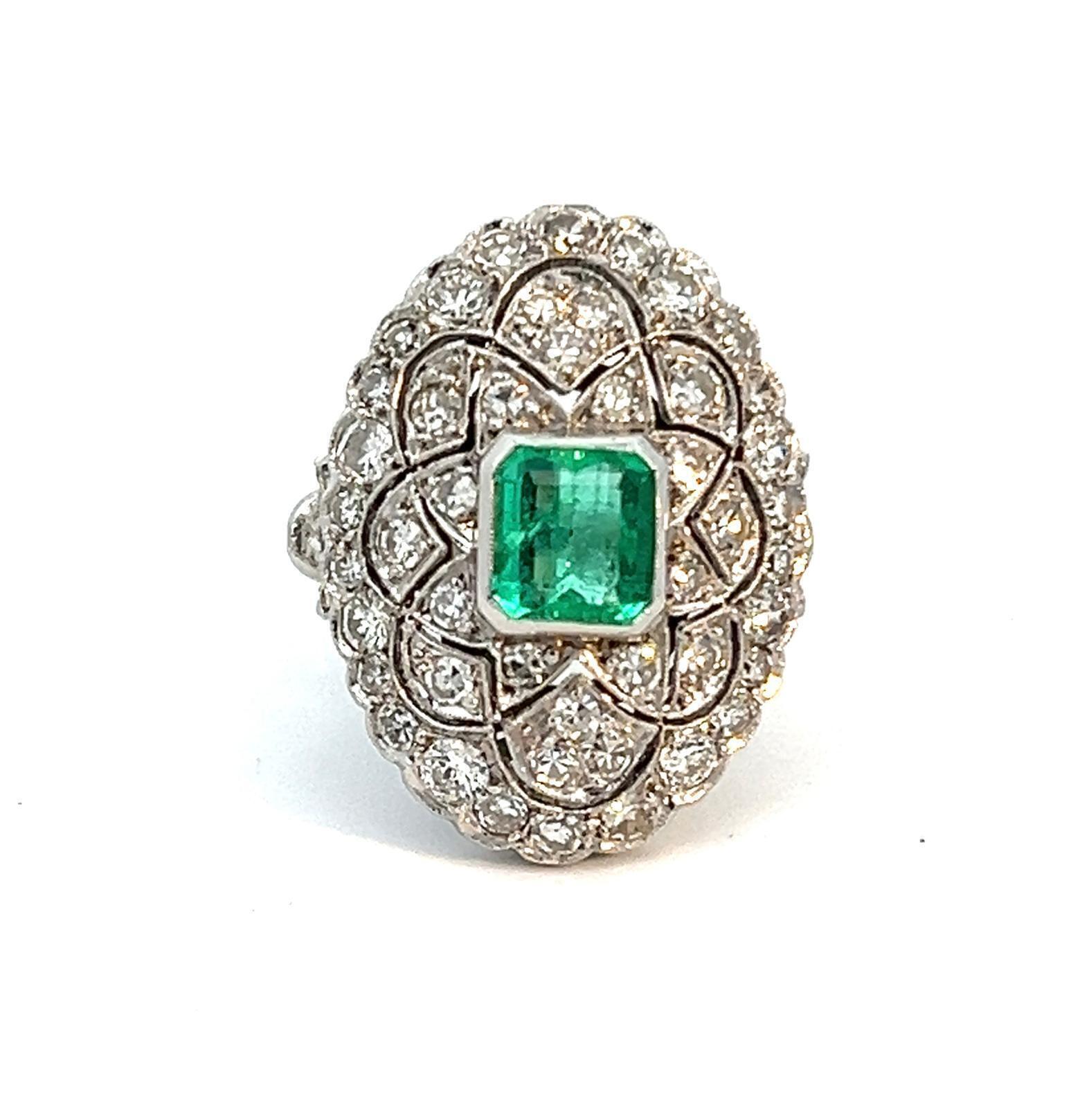 EMERALD, DIAMOND AND PLATINUM EDWARDIAN LADIES COCKTAIL RING