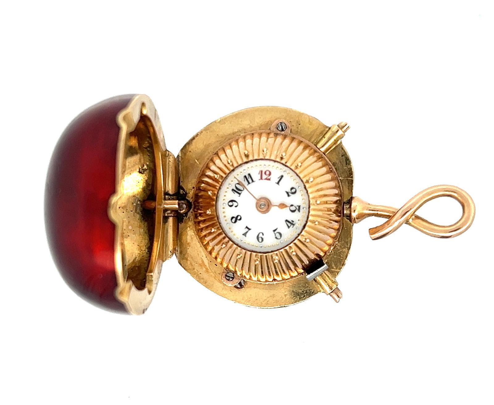 CHERRY FORM 18K YELLOW GOLD AND ENAMEL PENDANT WATCH, CIRCA 1880